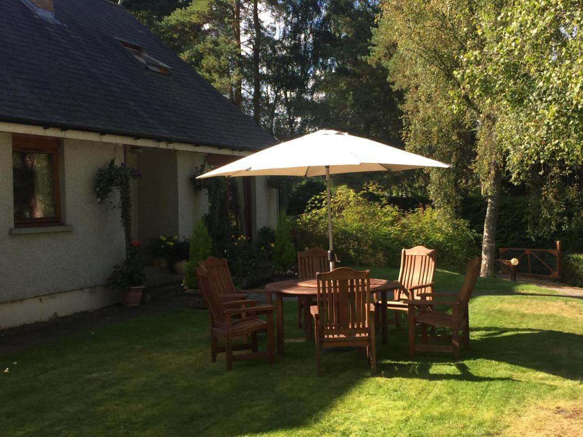 Daedalus Bed & Breakfast Muir of Ord Esterno foto