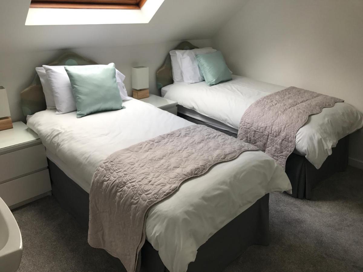 Daedalus Bed & Breakfast Muir of Ord Esterno foto